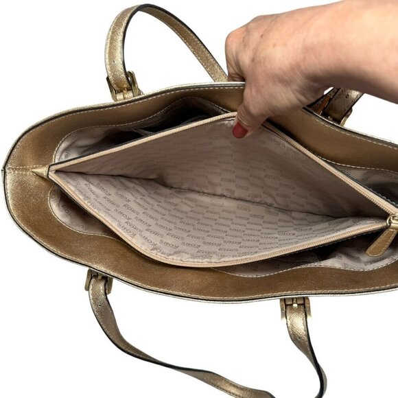 Michael Kors Gold Jet Set Front Pocket Tote Large  Never Used - Picture 10 of 12